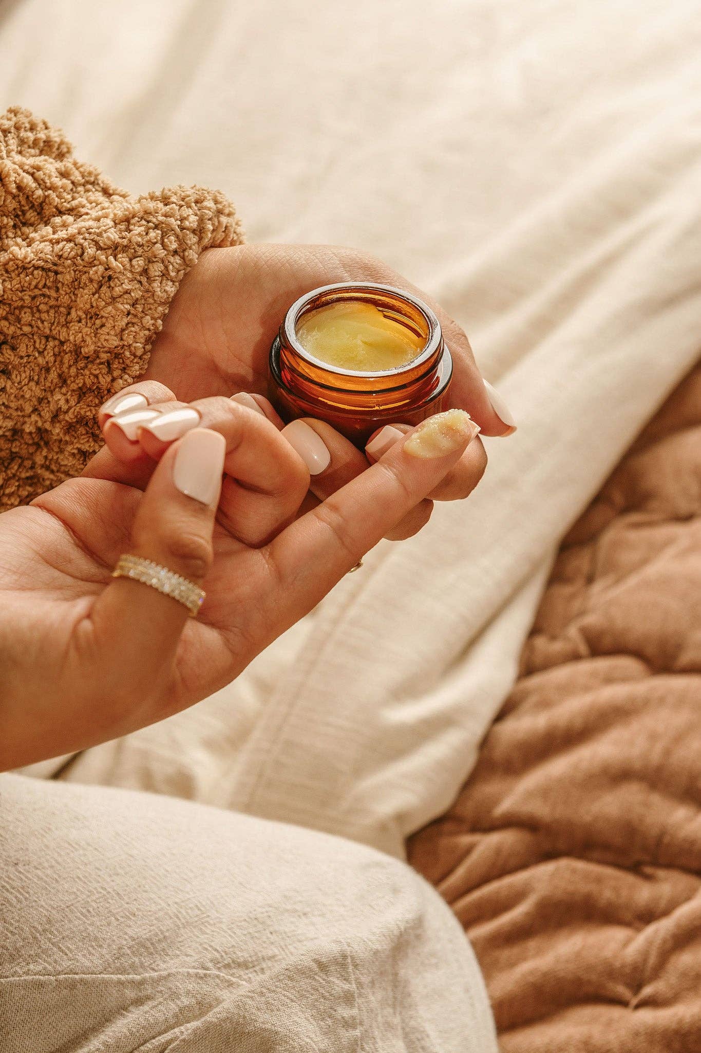 Le Lolo - Beyond Balm | Breastfeeding | Postpartum | New Mom | Baby