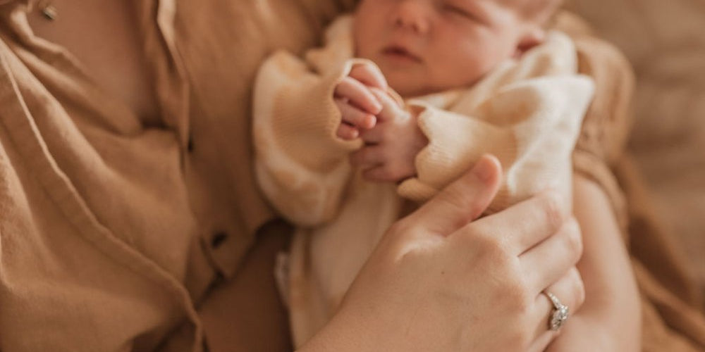 How to prepare for a newborn shoot? By Ashlee Zugno  - Ash and Co Photography