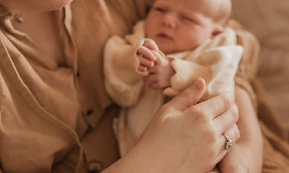 How to prepare for a newborn shoot? By Ashlee Zugno  - Ash and Co Photography