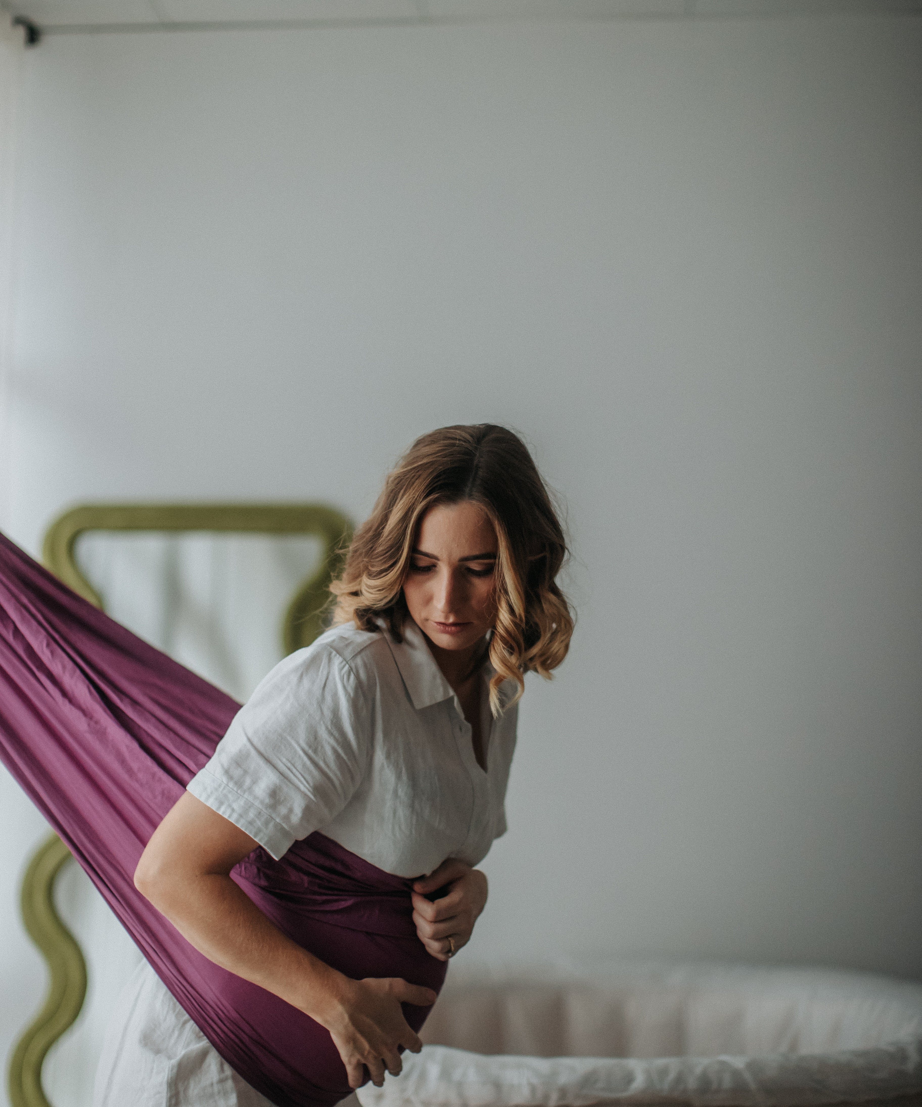 The Birth Sling - grape HIRE
