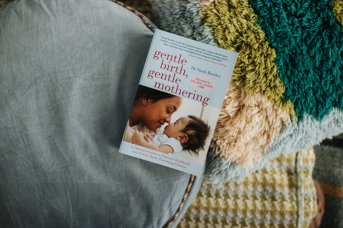 Gentle Birth, Gentle Mothering: A Doctor's Guide to Natural Childbirth and Gentle Early Parenting Choices