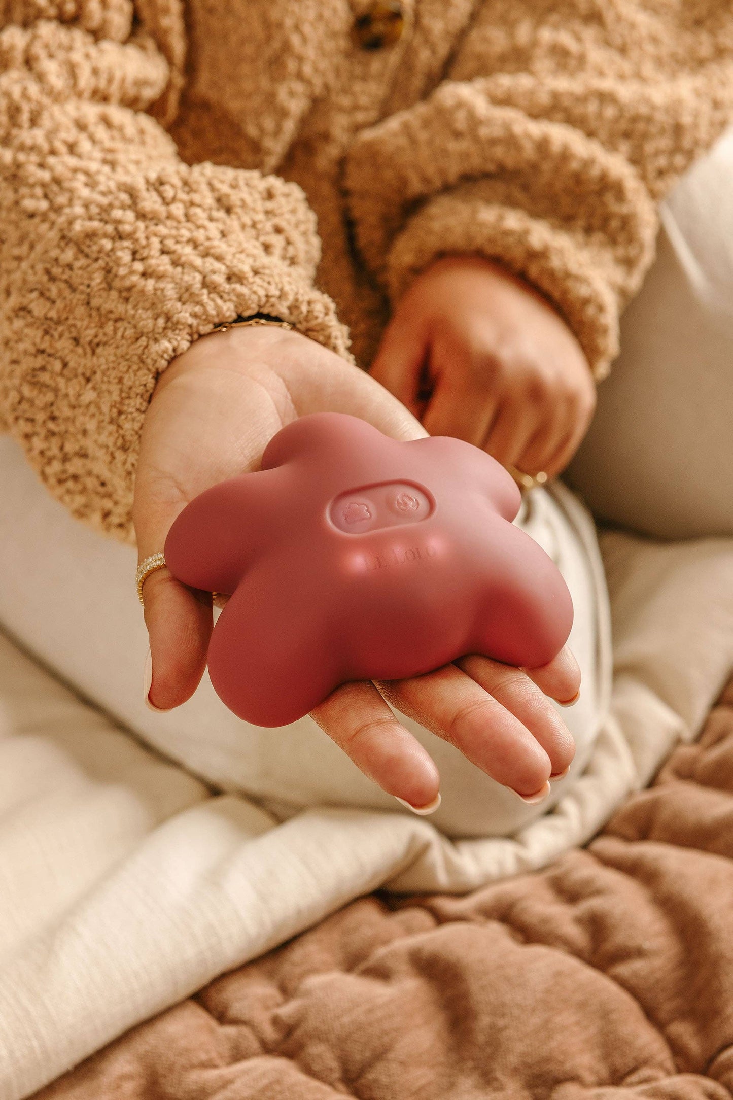 Le Lolo - Lactation Massager |Breastfeeding, Postpartum, New Mom, Baby
