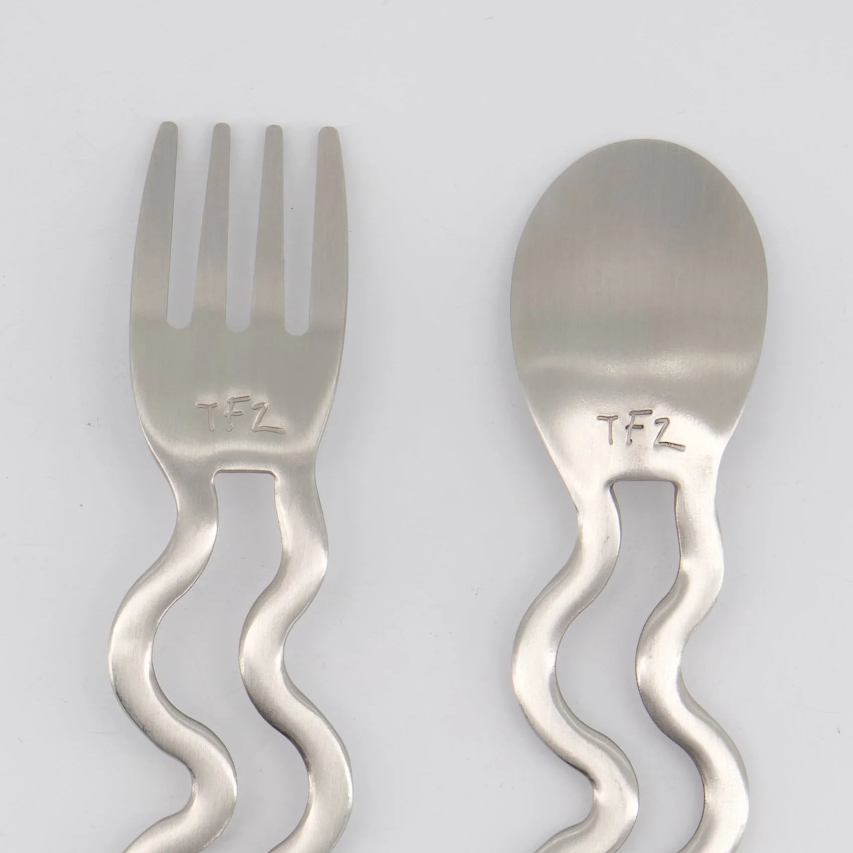 The Wavey Cutlery Set - The Feeding Zoo